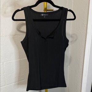 Elegant Black Ribbed V-Neck Tank Top